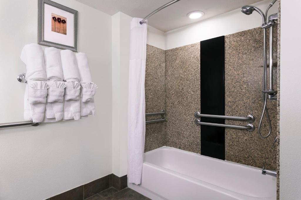 Wingate by Wyndham Athens GA - Chambre Queen Avec Deux Lits Queen - Non-fumeur