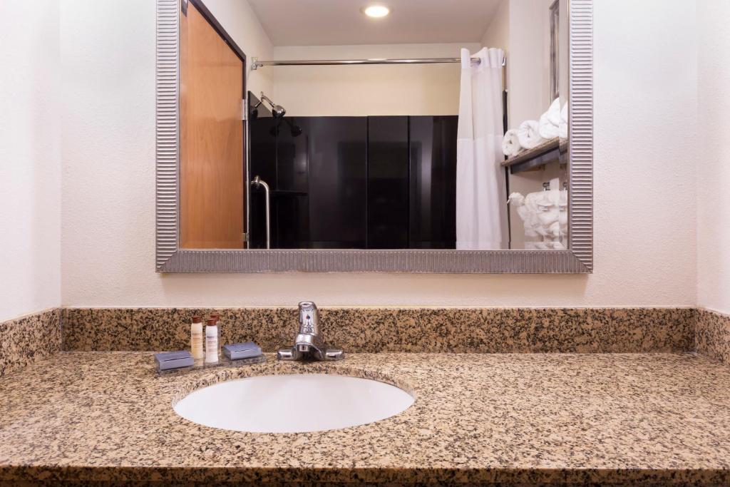 Wingate by Wyndham Athens GA - King Studio Suite - Non-fumeur