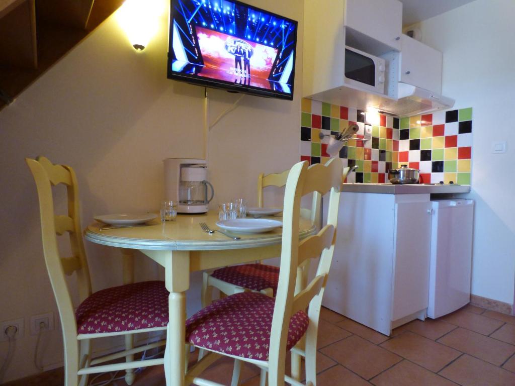 Appart'Hotel Festival Sud Aqua - Avignon TGV - Resim 43