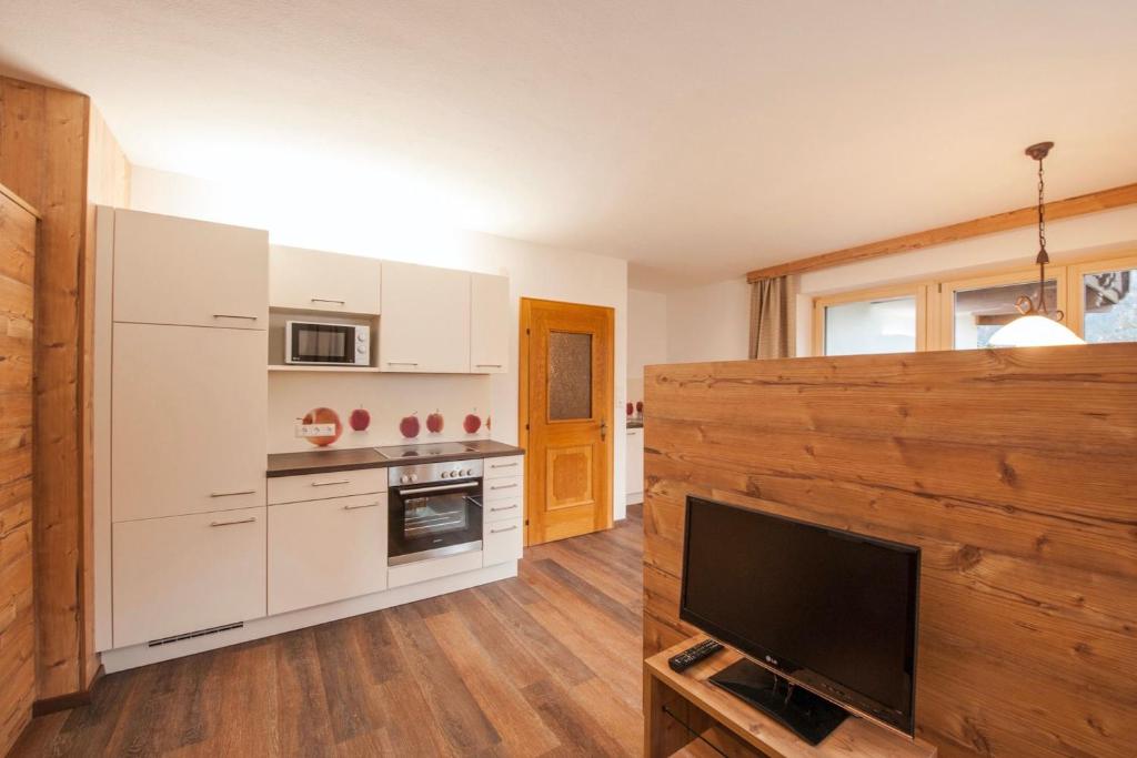 Kuchyň nebo kuchyňský kout v ubytování Ferienhaus Larinmos