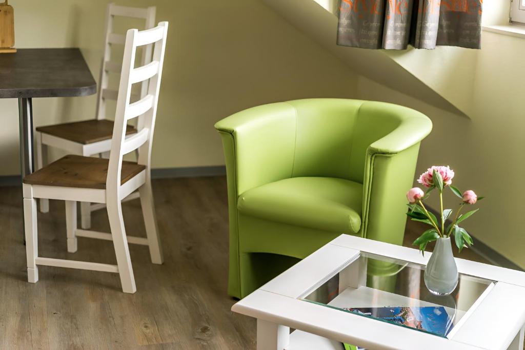An der Metow-Ferienpark Hotel - Estudio