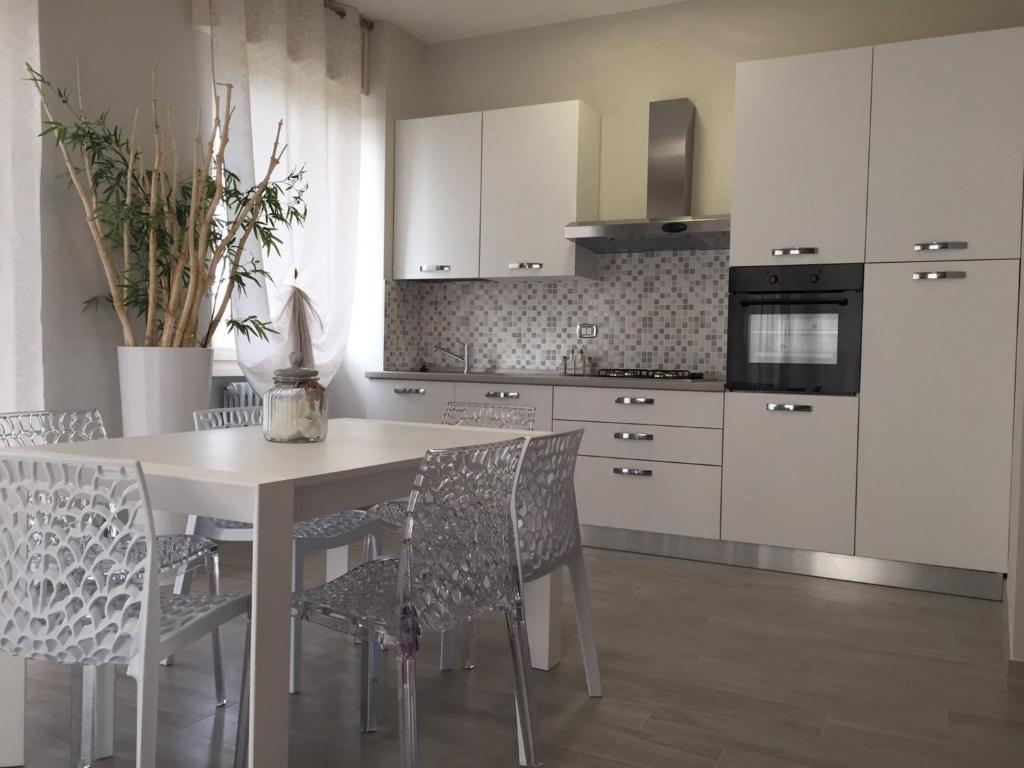 Kuchyň nebo kuchyňský kout v ubytování LM House