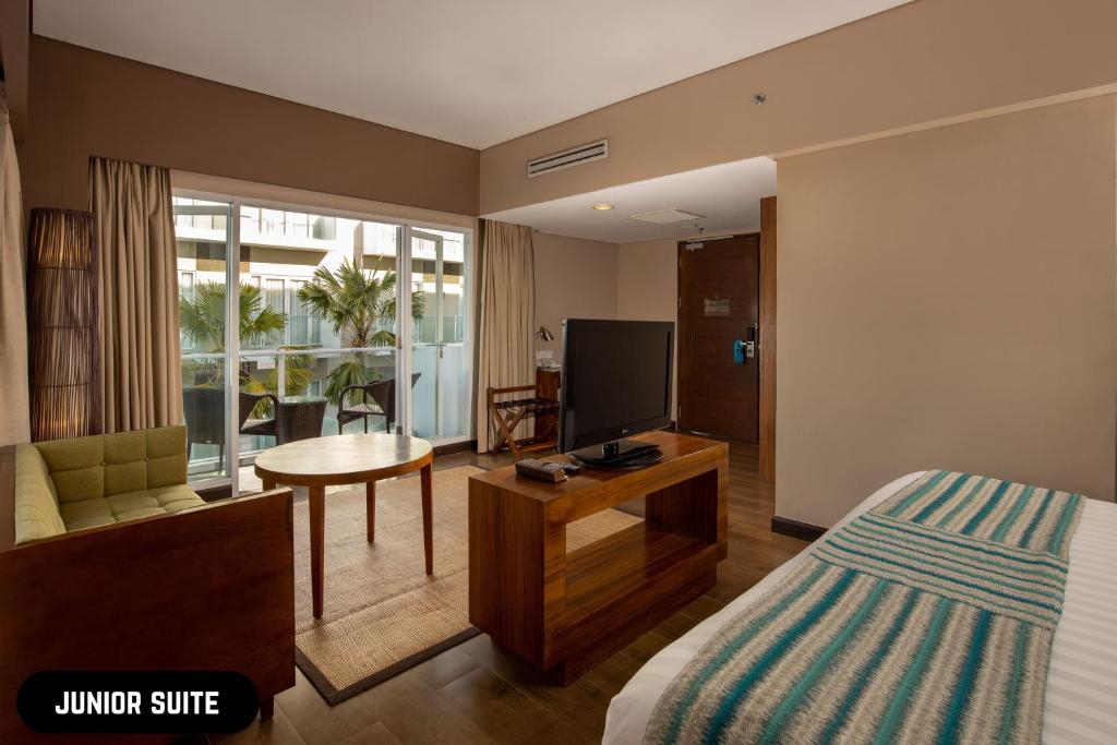 Grand Ixora Kuta Resort - Junior Suite