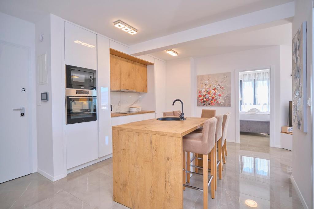 Ray Holiday Apartment by Litto