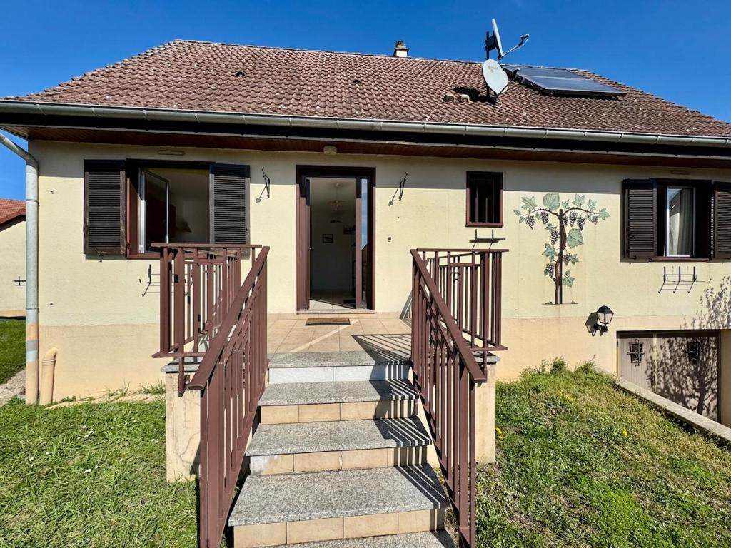 Maison spacieuse au calme avec jardin et parking – photo 35