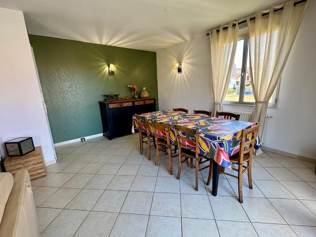 Maison spacieuse au calme avec jardin et parking – photo 38
