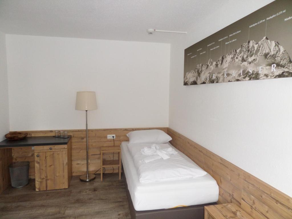 Letto o letti in una camera di Pension Rainer