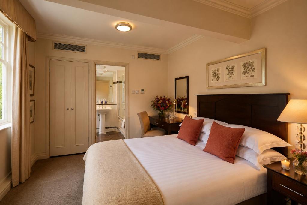 Macdonald Frimley Hall Hotel & Spa - 