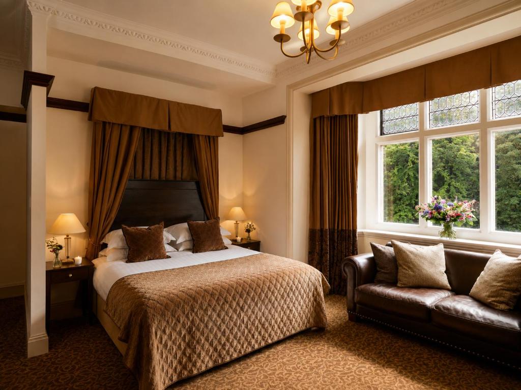 Macdonald Frimley Hall Hotel & Spa - 