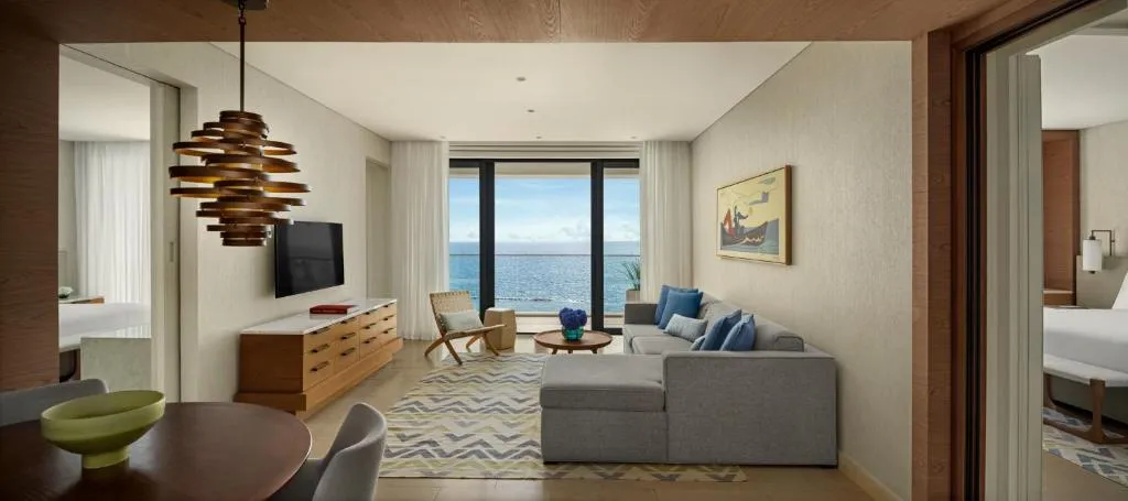 Grand Deluxe Seaview Suite Two Bedrooms