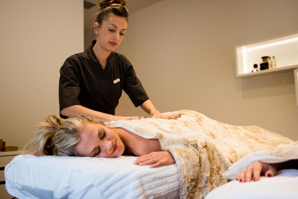 Lázně a/nebo wellness v ubytování Le Chateau Des Thermes