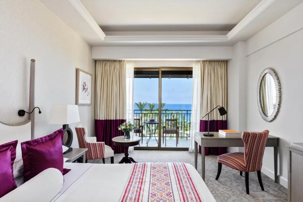 Deluxe Sea View Room
