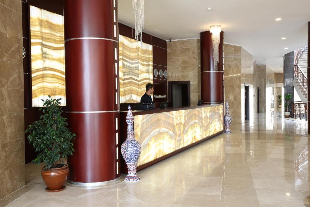 Vstupní hala nebo recepce v ubytování Safa Sorgun Thermal Hotel