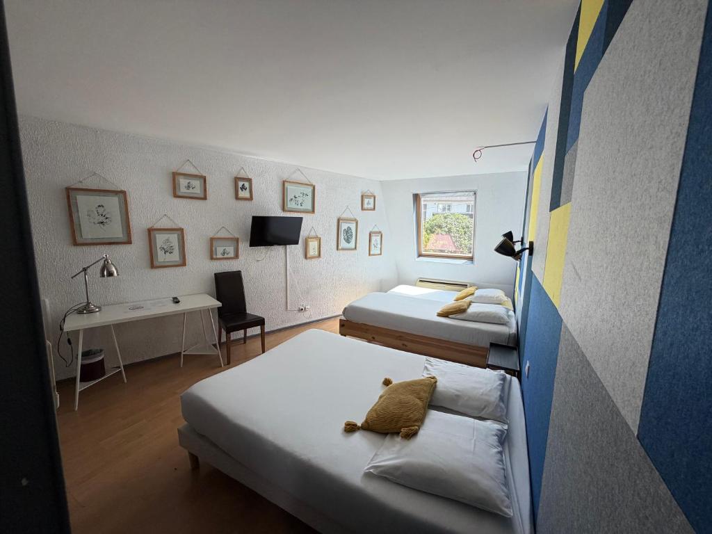 Brit Hotel Dijon Centre Gare - Chambre Quadruple