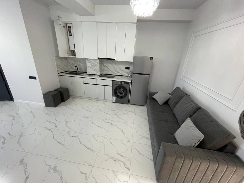 لابی و فضای عمومی MM House - تصویر ۵