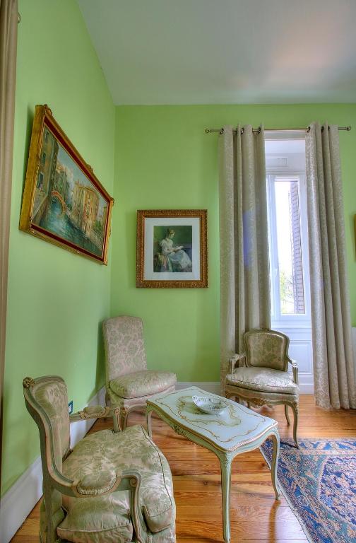 le relai des favorites - Habitación Triple De Lujo
