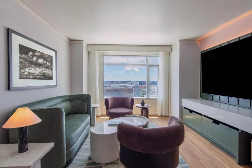 Colorado King Suite