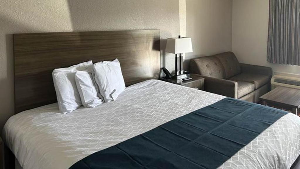 Studio 6 Suites Chattanooga TN Lookout Mtn. - Camera King Con Doccia A Rullata - Accessibile Ai Disabili - Non Fumatori