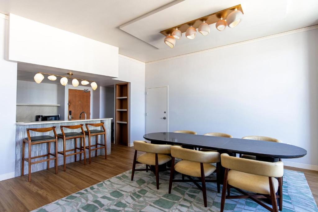 Hyatt Regency Denver at Colorado Convention Center photo 5