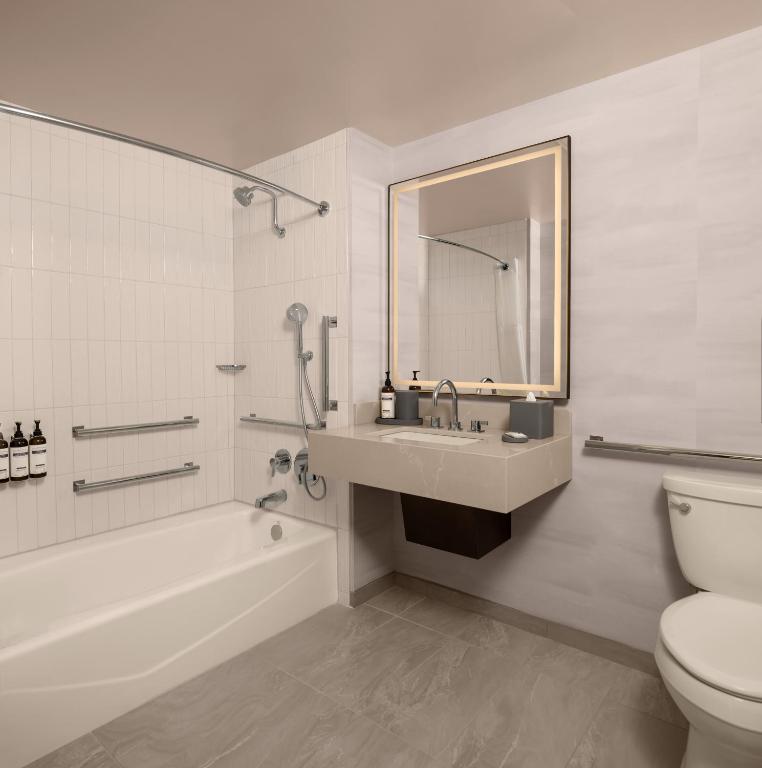 Hyatt Regency Denver at Colorado Convention Center - 