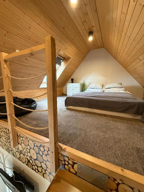 Domek letniskowy Sunny House , Nocleg Zator Energylandia - Housity