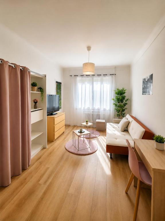 T3 lumineux climatisé avec balcon 2 chambre à 2 min de la gare St-Charles