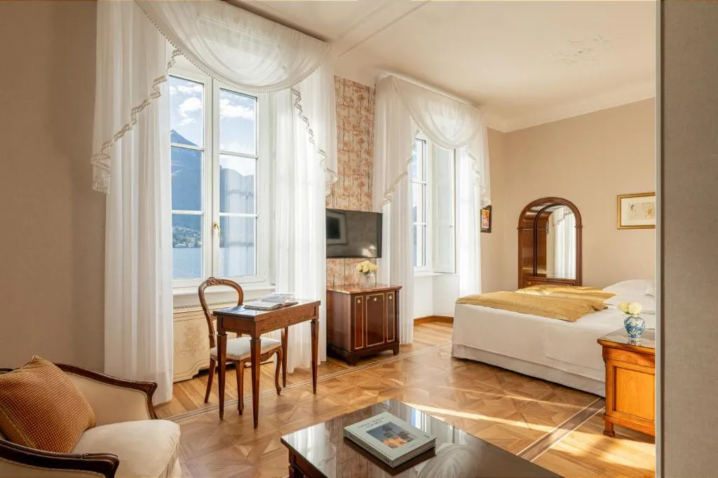 Deluxe Room with Lake View