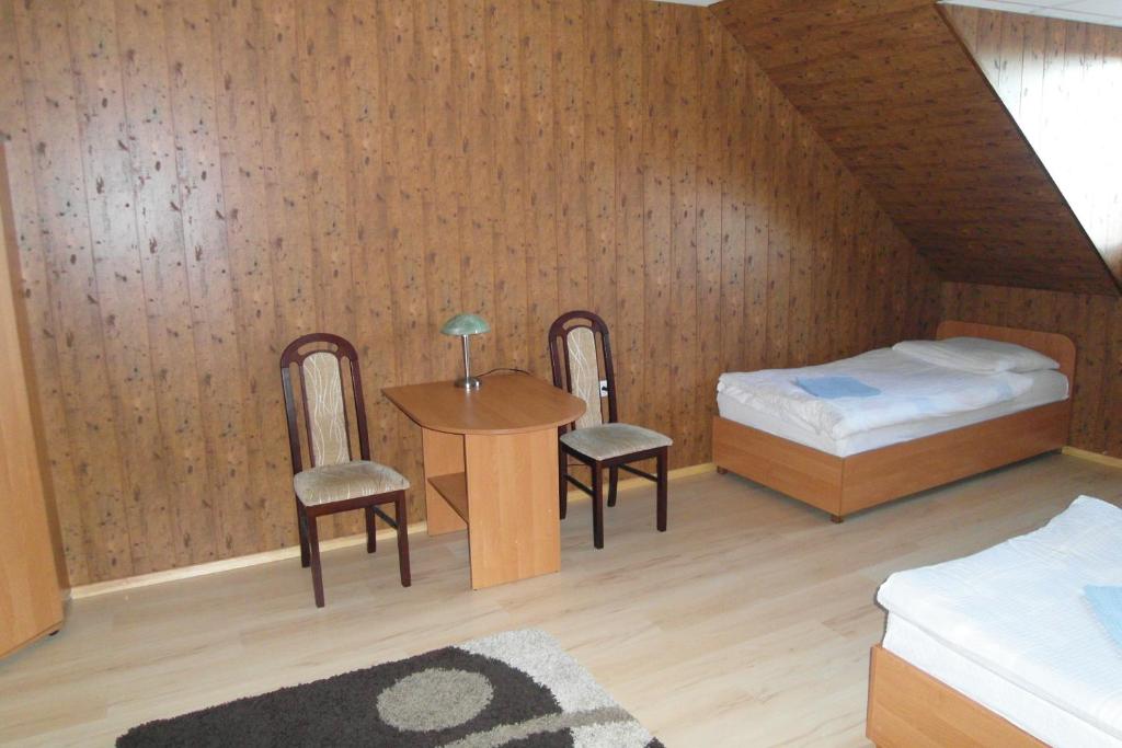 Pomorska Zajazd Restauracja - Triple Chambre De Luxe