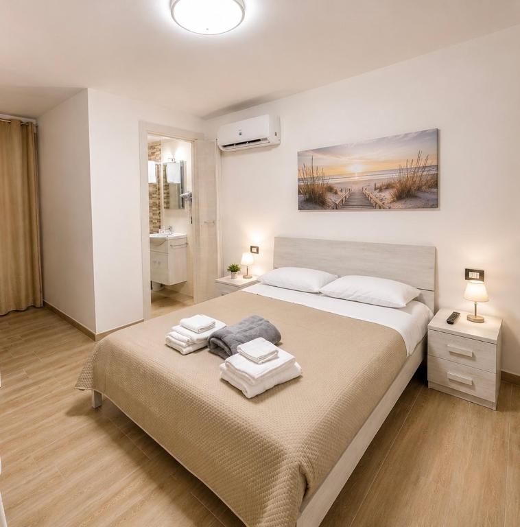 Tina's House Luxury Room - Housity