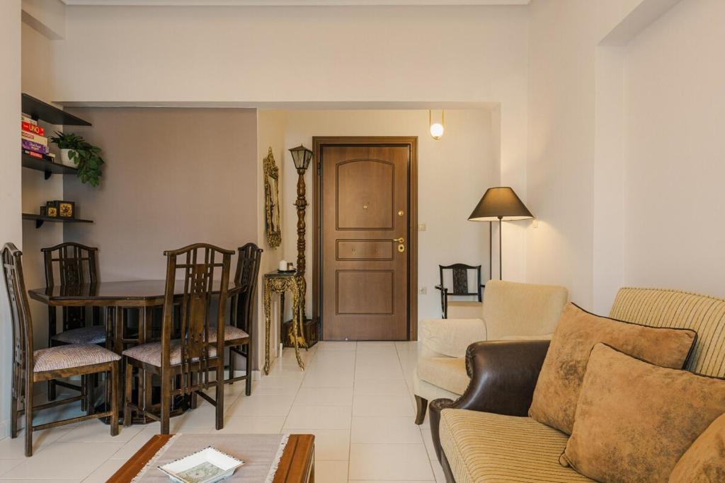Elegant 2 bedroom appartement in Glyfada