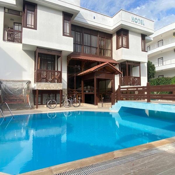 فضای داخلی Kemer Agon Butique Hotel در آنتالیا - تصویر ۳