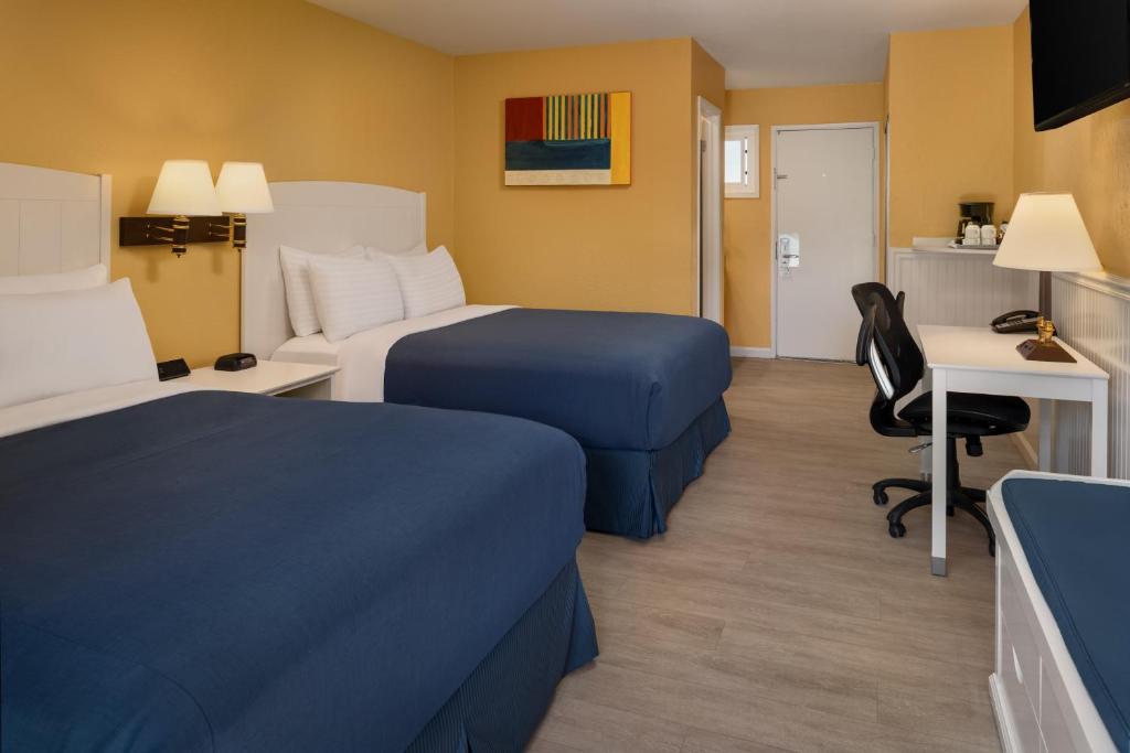 Monterey Bay Lodge photo