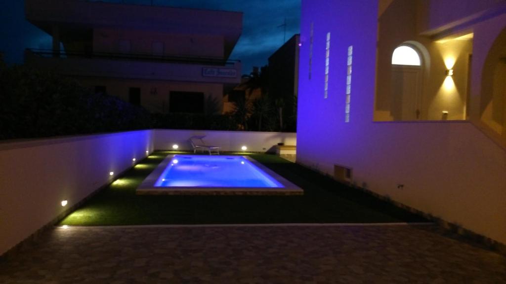 The swimming pool at or close to Villa Buenavista