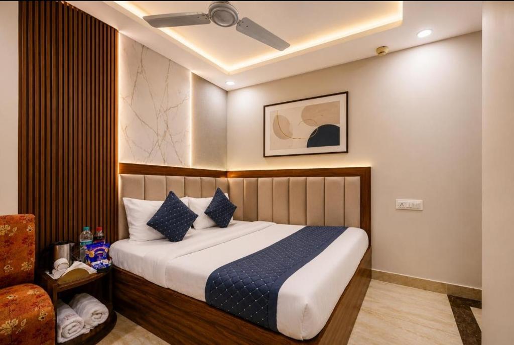 Hotel R Dx Arakashan Road - Near New Delhi Railway Station در دهلی نو
