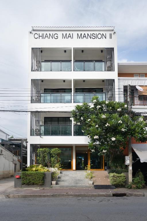 a building with a chung ma ma mansion at Chiang Mai Mansion 2 in Chiang Mai