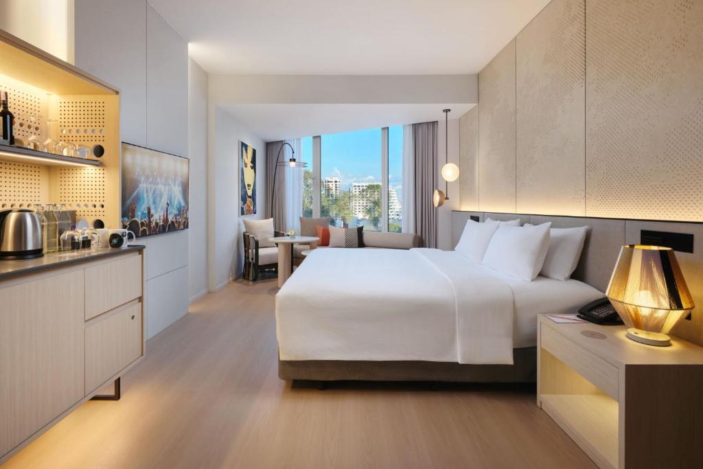 فضای داخلی Hard Rock Hotel Pattaya در پاتایا - تصویر ۳