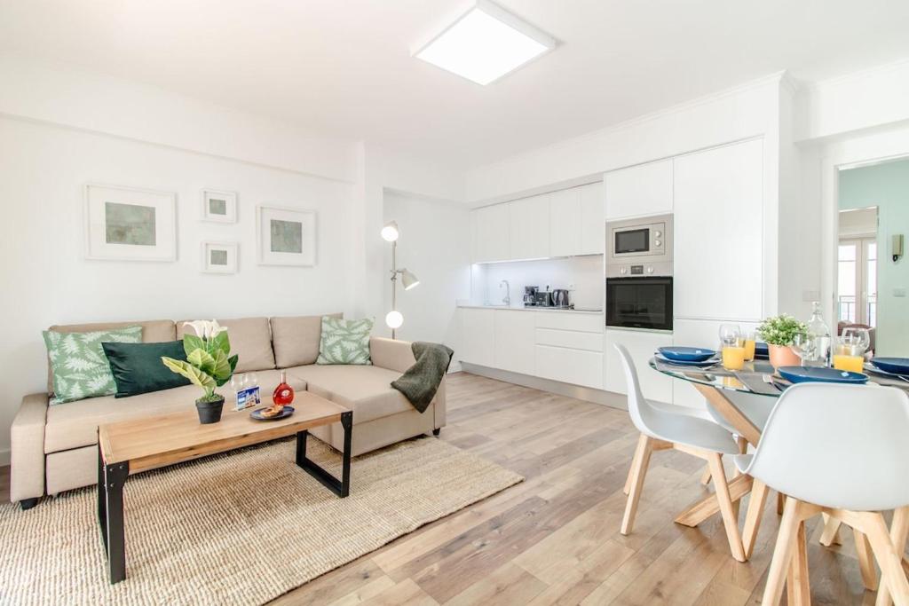 Lisbon Stay at Santo Antonio Flat