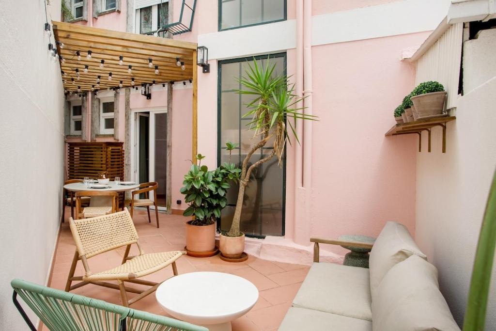 The Principe Real Nook & Patio