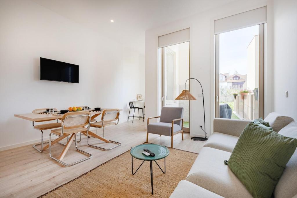 The Superior Green @ BoaVista Flats