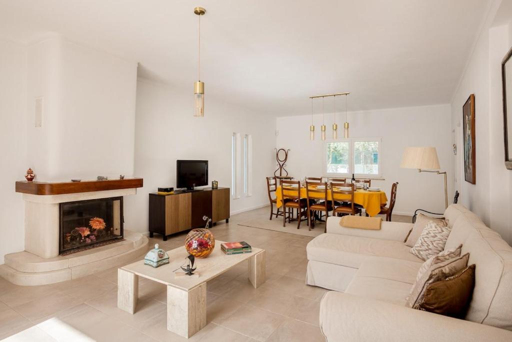 Alapraia Garden & Family Stay | Estoril