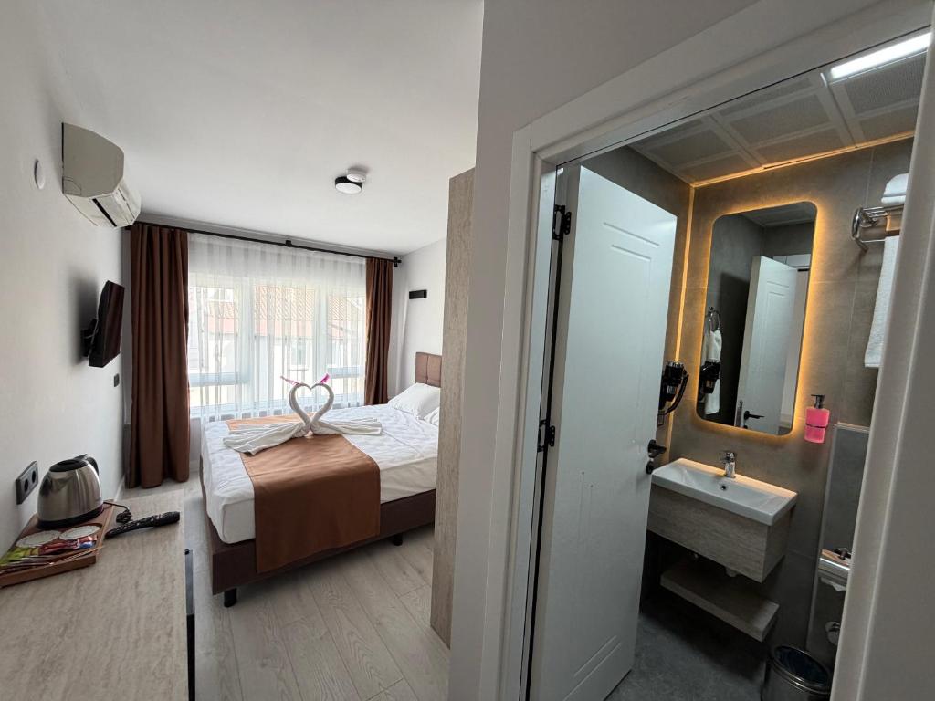 Altınay Hotel - Habitación Doble