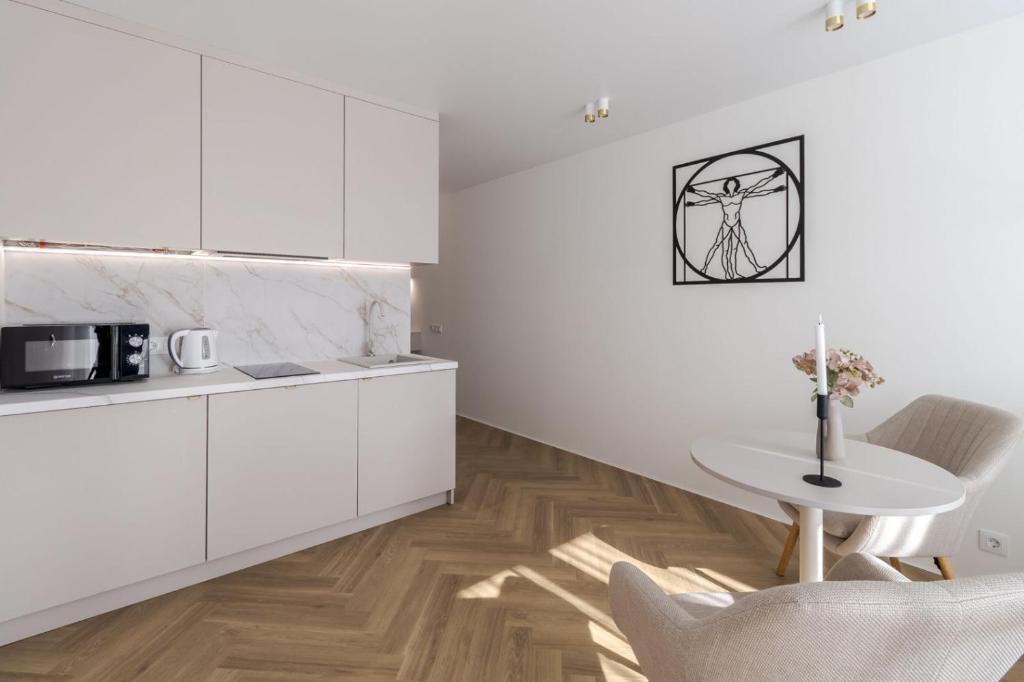 LEOGRAND Apartments on Shevchenka 31a 67 фото 6