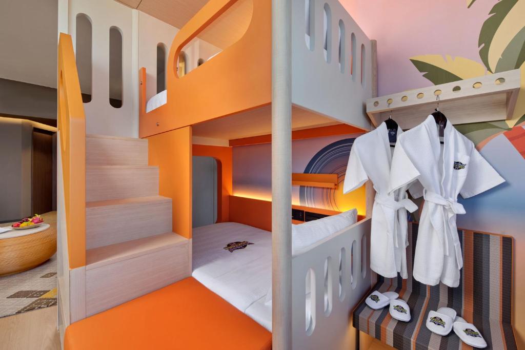 Hard Rock Hotel Pattaya - 海景银色家庭套房 - 新装修