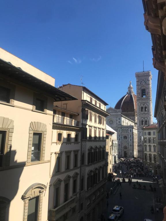 Todescan Duomo Terrace - Italian Nights Collection