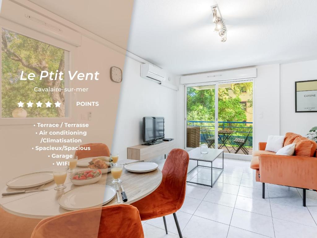 a living room with a table and chairs at Le PTIT VENT, cosy et bien situé in Cavalaire-sur-Mer