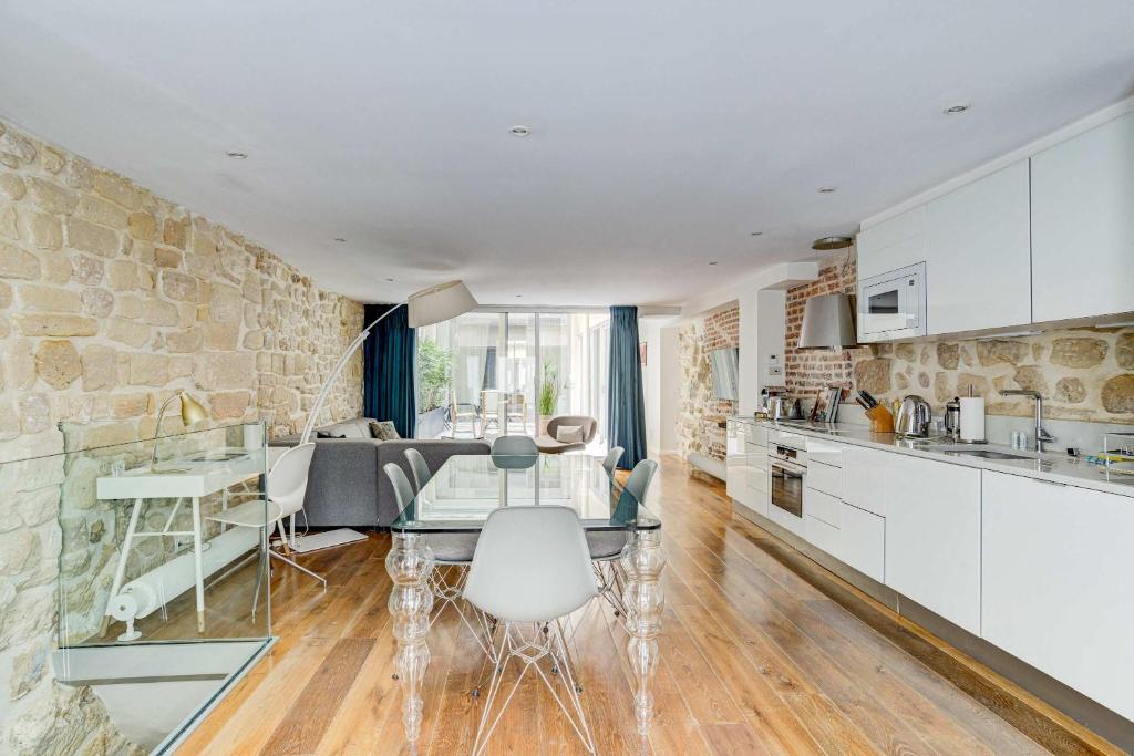 Jardin Prive - Gorgeous 3 Bed House in Le Marais