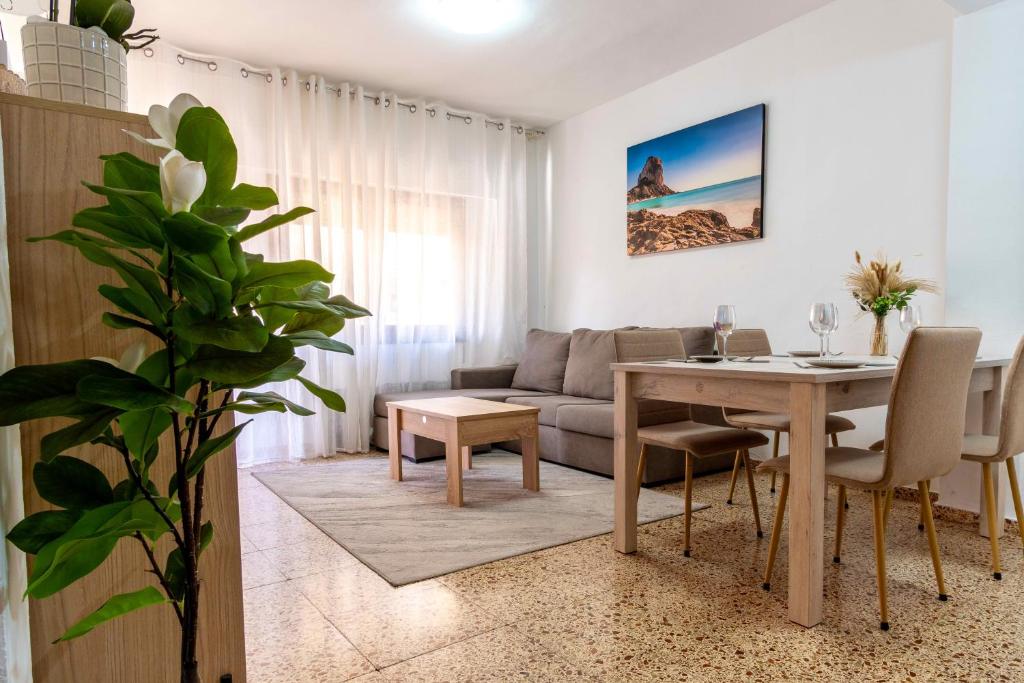BlueCalp Nur 180m zum Strand, Modern & Zentral