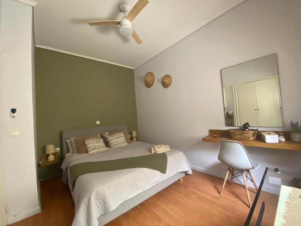 Cozy seaside studio in Lemos Vouliagmenis