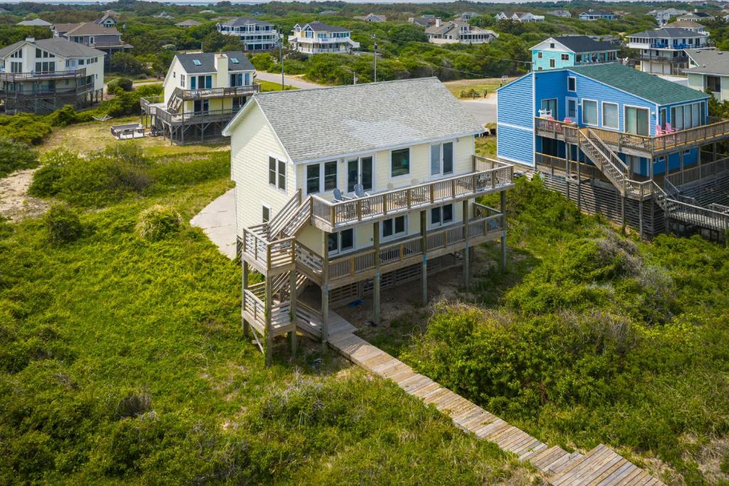 New Listing Oceanfront Hot Tub Amazing Views