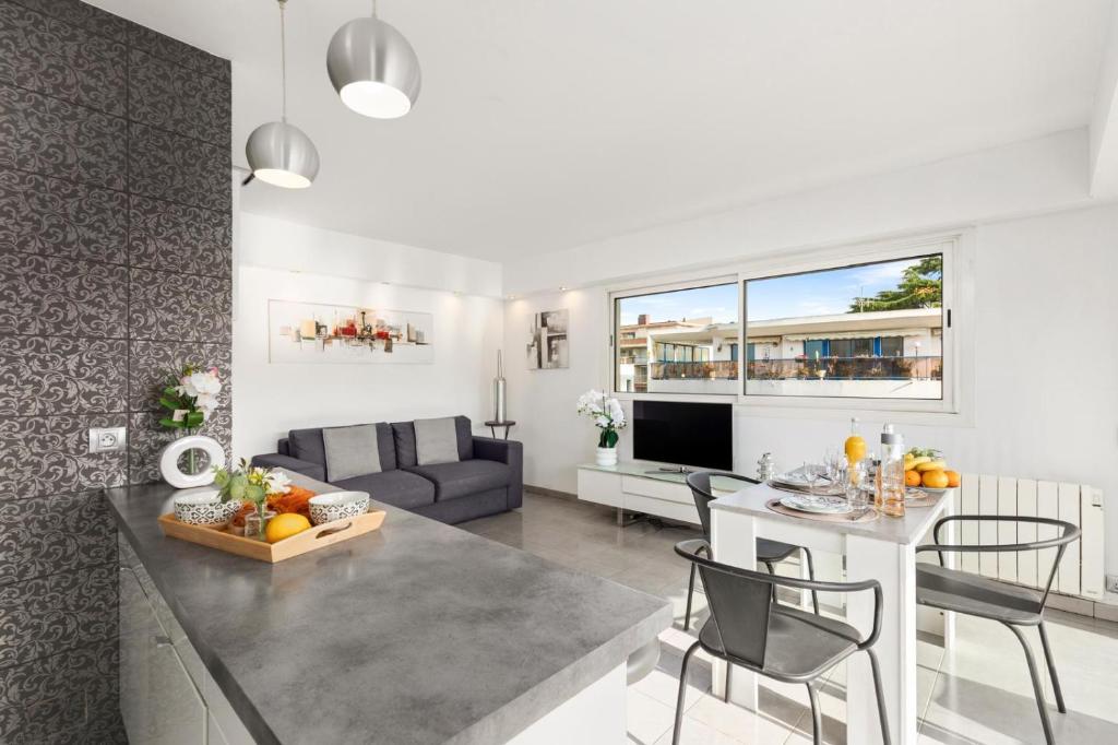 Madrid Panorama Suite Terrace & Parking